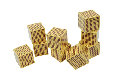 9 Cubos de millar de madera