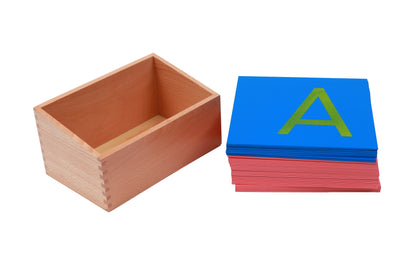 Letras de lija -
Mayúscula en print con caja
(inglés)
