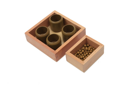 Juego del banco. Material de cuentas doradas (cuanta color perla opaca)