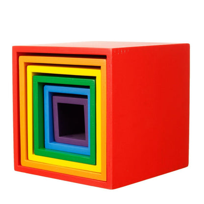 Cajas anidadas de colores