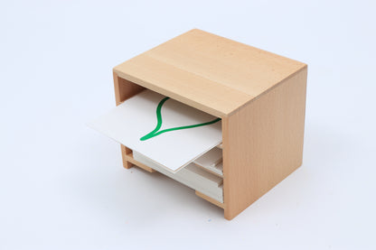 Gabinete de 3 niveles para tarjetas