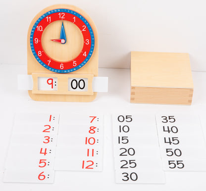 Reloj con tarjetas de la hora